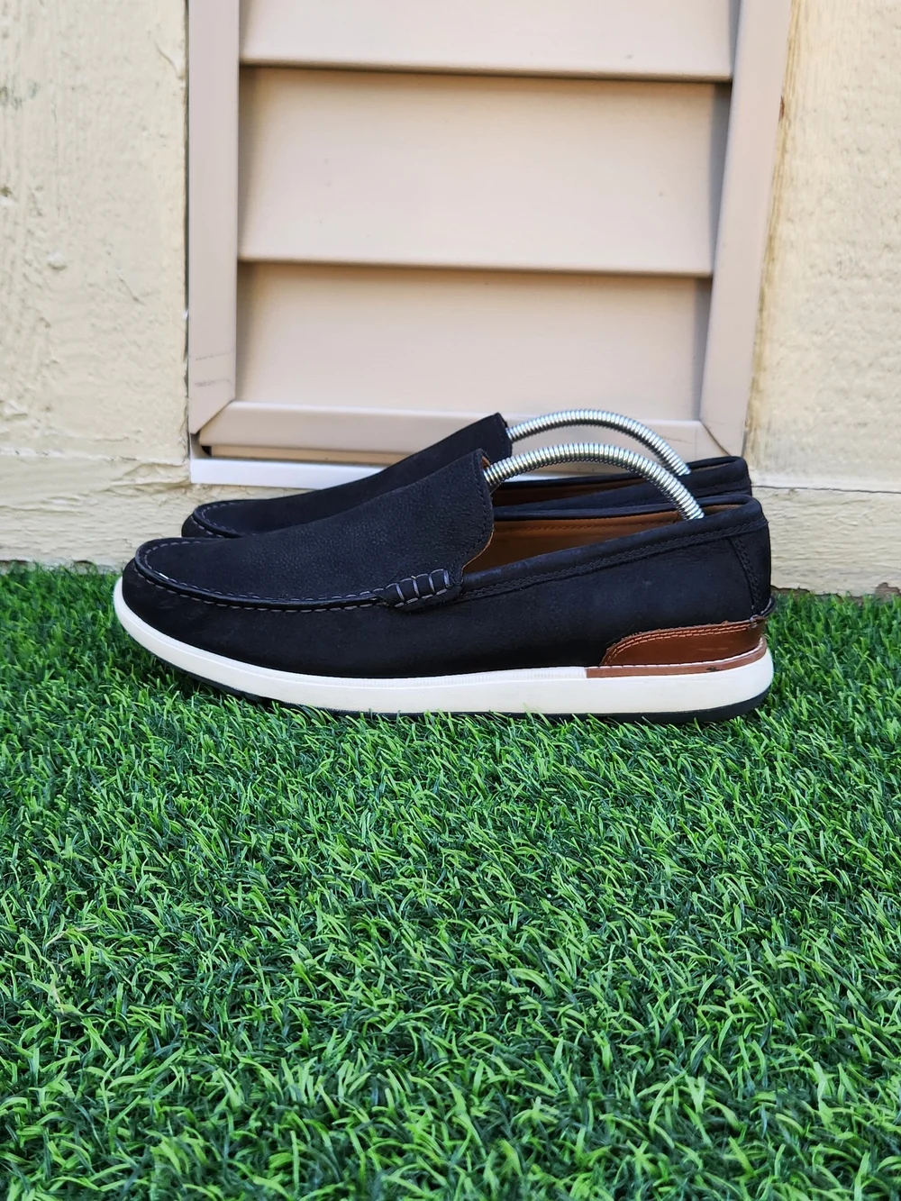 Johnston & Murphy Men's Black Slip-On Casual Loafers Size 11M